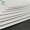 Stabil Geniş Uygulanabilirlik İki Katman Beyaz F Flüt Kağıdı 1mm Kozmetik Ürünler Paketleme için