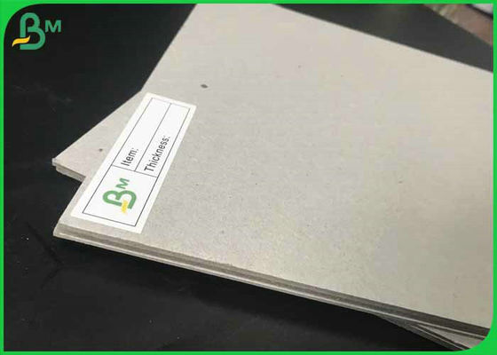 Geri dönüştürülmüş Pulp Gri Chipboard Kağıdı 70*100cm 1mm 1.5mm 2mm Paketleme için Gri Karton Yapraklar