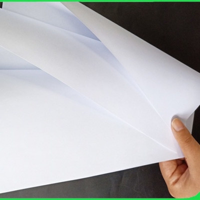 Kalınlığı 60gm - 120gm Yüksek Beyazlık104% Okul Kitapları için Offset Kağıt