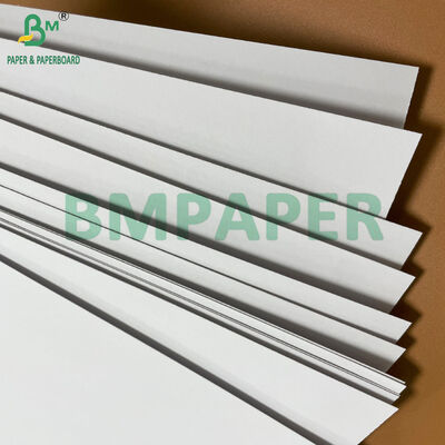 Mükemmel Sertlik 200gsm 250gsm 300gsm Kitap Kapağı için Kaplamasız Beyaz Kağıt Stoğu