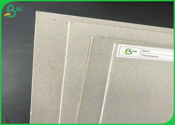 Geri dönüştürülmüş Pulp Gri Chipboard Kağıdı 70*100cm 1mm 1.5mm 2mm Paketleme için Gri Karton Yapraklar