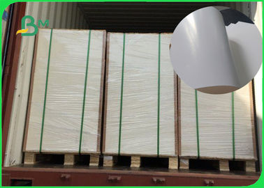 Genişliği 700 × 1000 mm İyi pürüzsüzlük 270 gm 300 gm 350 gm Fildişi Karton Paketler için