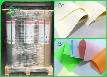 60 70 80gm Woodfree Kağıt / Offset Kağıt Krem veya Diğer Renkli Rulo